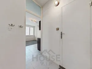 Prodej bytu 2+kk, Praha - Hostivař, Bělinského, 36 m2