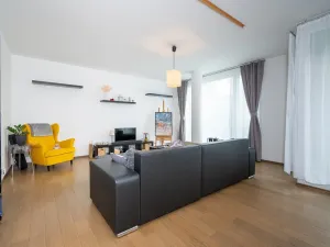 Pronájem bytu 2+kk, Praha - Prosek, Zubrnická, 60 m2