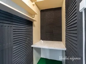 Pronájem bytu 3+1, Praha - Kobylisy, Chotovická, 71 m2