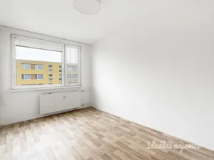 Pronájem bytu 3+1, Praha - Kobylisy, Chotovická, 71 m2