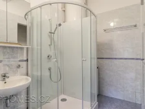 Pronájem bytu 2+kk, Praha - Žižkov, Biskupcova, 46 m2