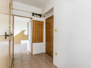 Prodej bytu 1+1, Hluboká nad Vltavou, Nerudova, 33 m2