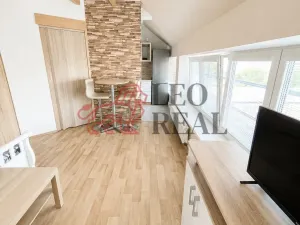 Pronájem bytu 1+kk, Náměšť nad Oslavou, 28 m2