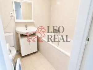 Pronájem bytu 1+kk, Náměšť nad Oslavou, 28 m2
