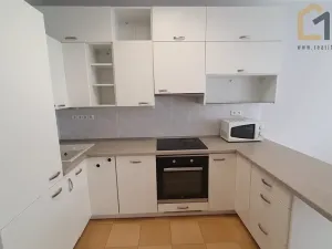 Pronájem bytu 2+kk, Častolovice, U Konopáče, 72 m2