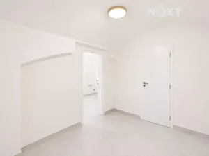 Prodej bytu 2+kk, Praha - Vysočany, Kolmá, 23 m2