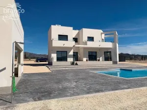 Prodej rodinného domu, Pinoso, Alicante, Španělsko, 180 m2