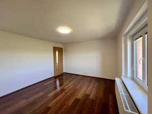 Pronájem rodinného domu, Všetaty, 73 m2
