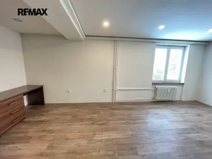 Pronájem bytu 2+1, Kolín, Na Magistrále, 50 m2