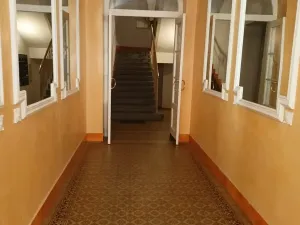 Pronájem kanceláře, Praha - Staré Město, Týnská ulička, 73 m2