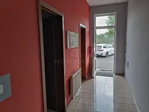Pronájem obchodního prostoru, Praha - Strašnice, Černokostelecká, 135 m2