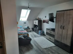 Prodej rodinného domu, Neumětely, V Chaloupkách, 230 m2