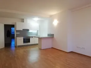 Pronájem bytu 2+kk, Praha - Vršovice, Karpatská, 57 m2