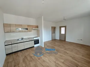 Pronájem bytu 2+kk, Skuteč, Československé armády, 55 m2
