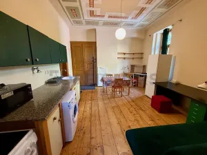 Pronájem bytu 2+kk, Hradec Králové, Komenského, 40 m2