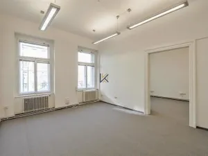 Pronájem kanceláře, Praha, Klimentská, 228 m2