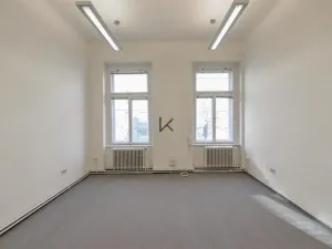 Pronájem kanceláře, Praha, Klimentská, 228 m2