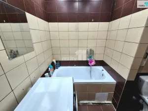 Prodej bytu 2+1, Aš, U Nádraží, 50 m2