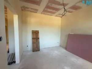 Prodej bytu 3+kk, Býchory, 79 m2
