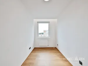 Prodej bytu 3+1, Tábor, Minská, 67 m2