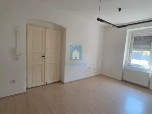 Pronájem kanceláře, Plzeň, Lobezská, 40 m2