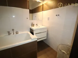 Pronájem bytu 2+1, Kadaň, Budovatelů, 55 m2