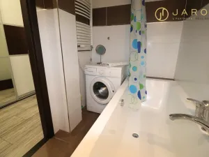 Pronájem bytu 2+1, Kadaň, Budovatelů, 55 m2