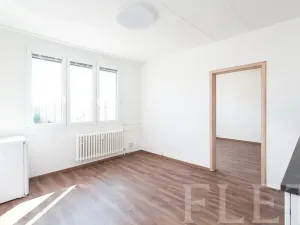 Prodej bytu 2+kk, Praha - Kamýk, Zvolská, 35 m2