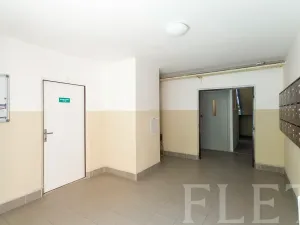 Prodej bytu 2+kk, Praha - Kamýk, Zvolská, 35 m2