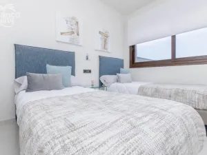Prodej rodinného domu, Torrevieja, Alicante, Španělsko, 70 m2