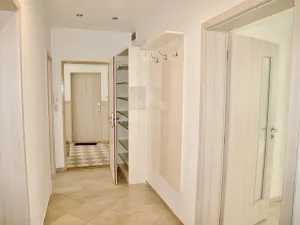 Pronájem bytu 3+1, Karlovy Vary, Moskevská, 80 m2