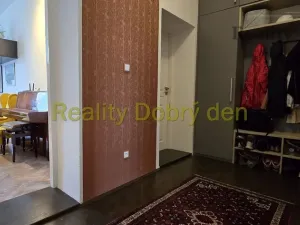 Prodej bytu 3+kk, Opava, Mírová, 75 m2