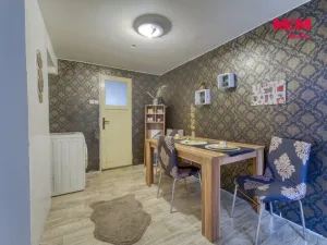 Prodej bytu 2+1, Teplá, Klášterní, 88 m2