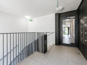 Pronájem bytu 2+kk, Praha - Karlín, U Mlýnského kanálu, 58 m2