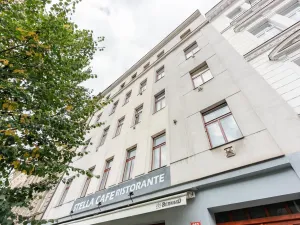 Pronájem bytu 1+1, Praha - Vršovice, Moskevská, 36 m2