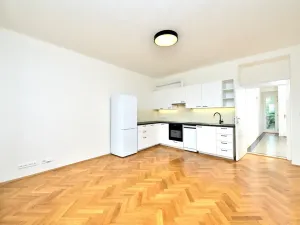 Pronájem bytu 3+kk, Praha - Kobylisy, Na Stírce, 82 m2