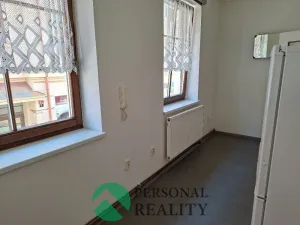 Pronájem obchodního prostoru, Rakovník, Nádražní, 8 m2