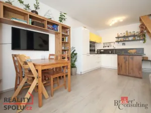 Prodej bytu 3+kk, Jinočany, Smetanova, 74 m2