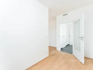 Prodej bytu 1+kk, Praha, 28 m2