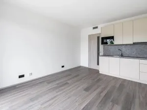Pronájem bytu 1+kk, Praha - Hlubočepy, Na Zlíchově, 26 m2