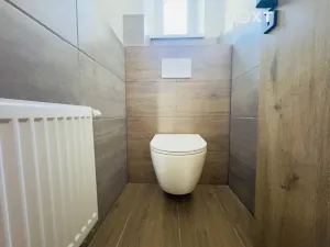 Pronájem bytu 2+1, České Velenice, třída Čsl. legií, 60 m2