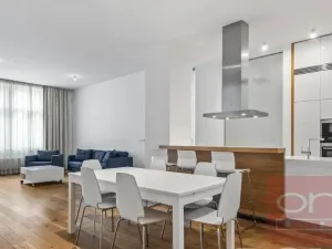 Pronájem bytu 3+kk, Praha - Vinohrady, Laubova, 109 m2