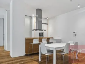 Pronájem bytu 3+kk, Praha - Vinohrady, Laubova, 109 m2