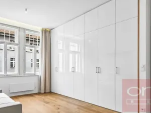 Pronájem bytu 3+kk, Praha - Vinohrady, Laubova, 109 m2
