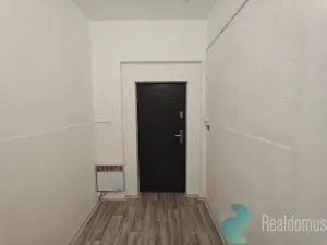 Pronájem bytu 1+kk, Kaplice, Omlenická, 18 m2