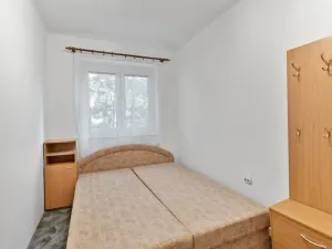 Prodej bytu 3+1, Králův Dvůr, Pod Hájem, 56 m2