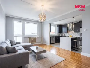 Prodej bytu 3+1, Kladno - Kročehlavy, Děčínská, 76 m2