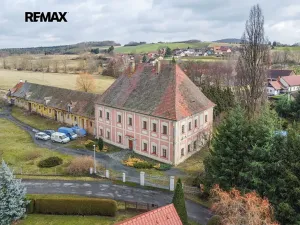 Prodej domu, Ježovy, 700 m2