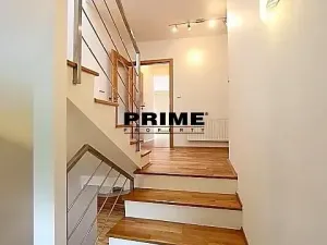 Pronájem rodinného domu, Praha - Veleslavín, Nad hradním potokem, 350 m2