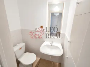 Pronájem bytu 1+kk, Praha - Strašnice, Kounická, 24 m2